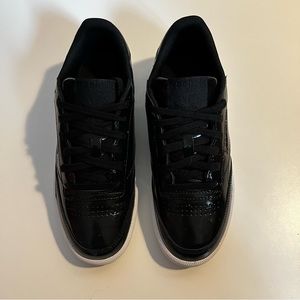 Reebok Club C 85 patent w black women’s athletic lifestyle shoes us size 7